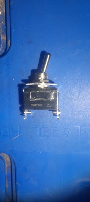 CNTD Samoblokujący przełącznik dwupozycyjny 15A 250VAC Seria C5