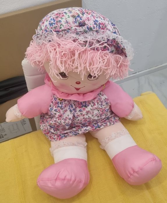 Boneca Peluche para Crianças