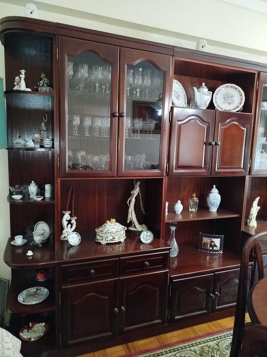 Sala de Jantar Completa em Madeira – Excelente Estado