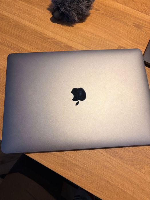 Sprzedam MacBook AIR 13”