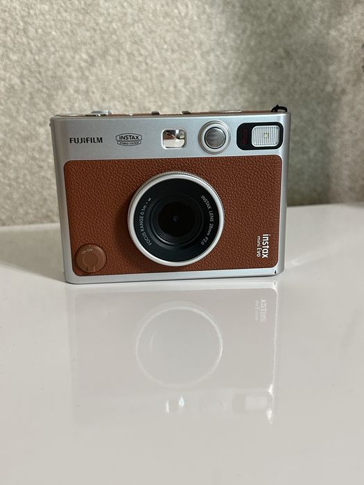 Fuji Instax Mini Evo