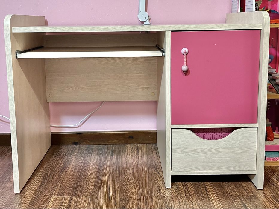 Biurko dziecięce młodzieżowe