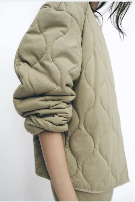 Продам куртку фуфайка zara