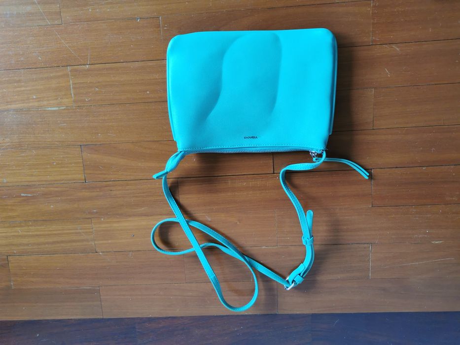 Varias Carteiras para jovens