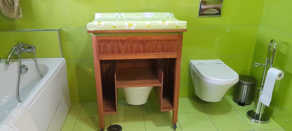 Banheira de bebe com fraldário