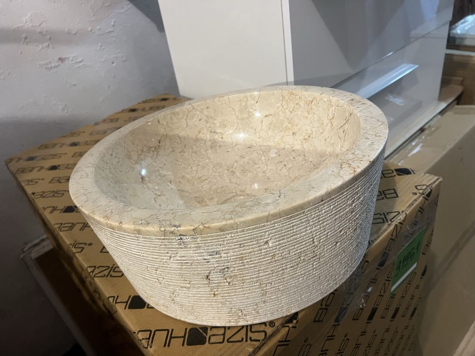 Lavatorio de Pousar em pedra Lindissimo
