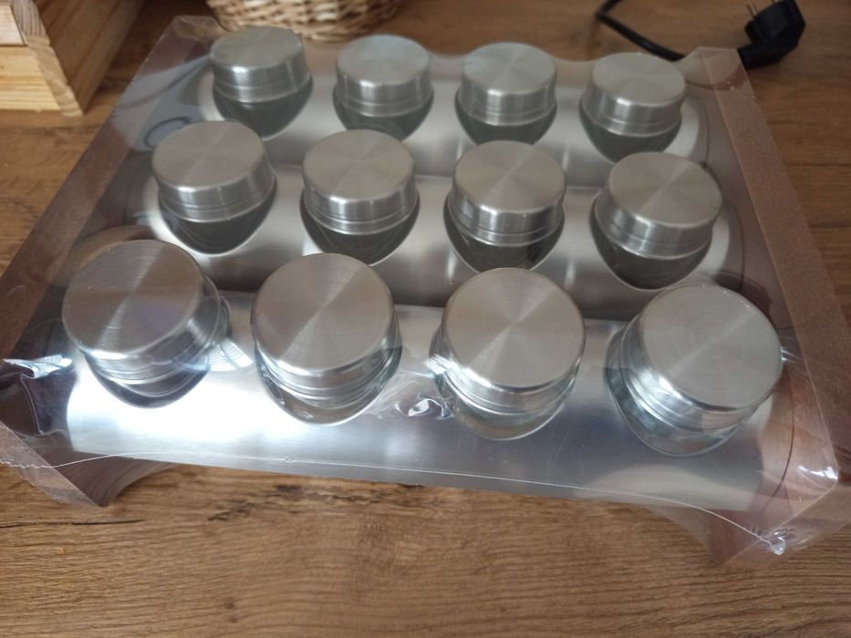 Zestaw pojemników na przyprawy 12 szt Nowy