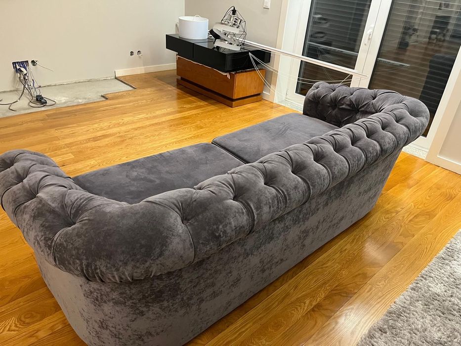 Sofá estilo clássico - capitone