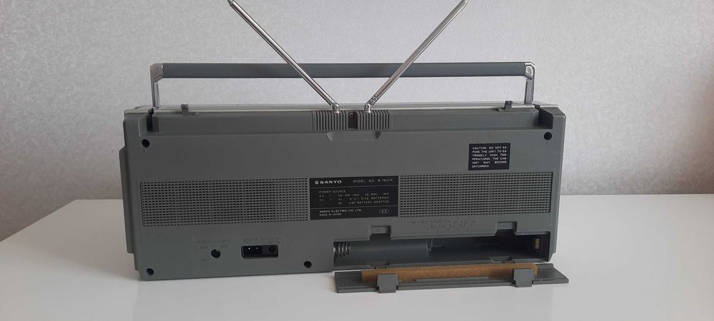 Магнитола SANYO M7900K