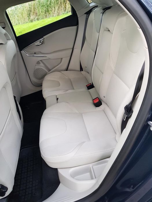 Sprzedam Volvo V40