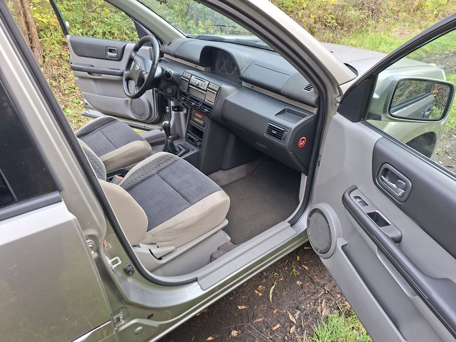 Nissan Xtrail 2.0 GAZ