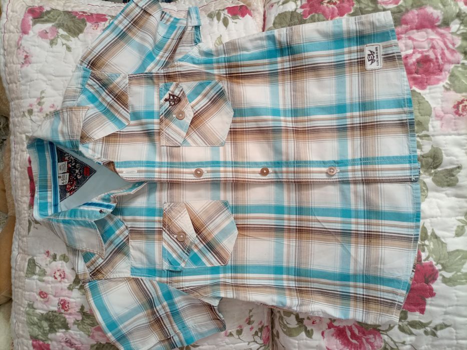 Camisa de manga curta