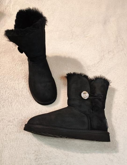 Уггі ugg моделі bailey button bling 38р 24см