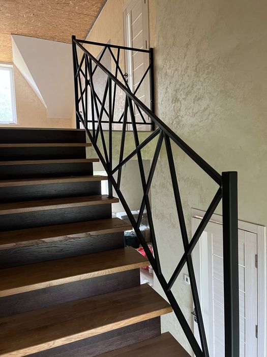 Сходи, перила, виготовлення під замовлення