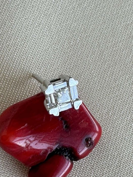 Антиквариат серьга из белого золота с бриллиантами