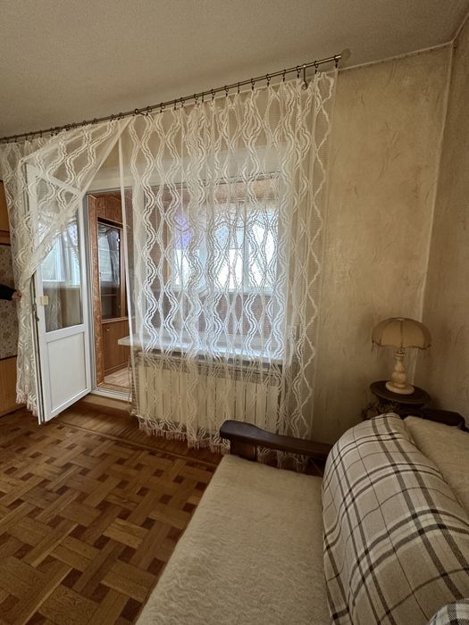 Сдам светлую уютную квартиру район Южного рынка