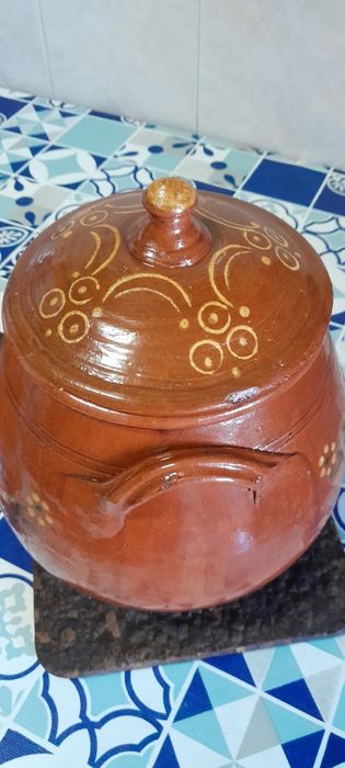 Louça em barro três peças