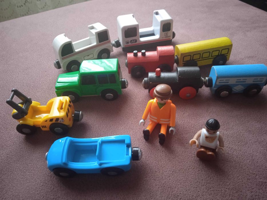 Паровоз, локомотив ,  вагончик, машинка для залізниці нга магнітах