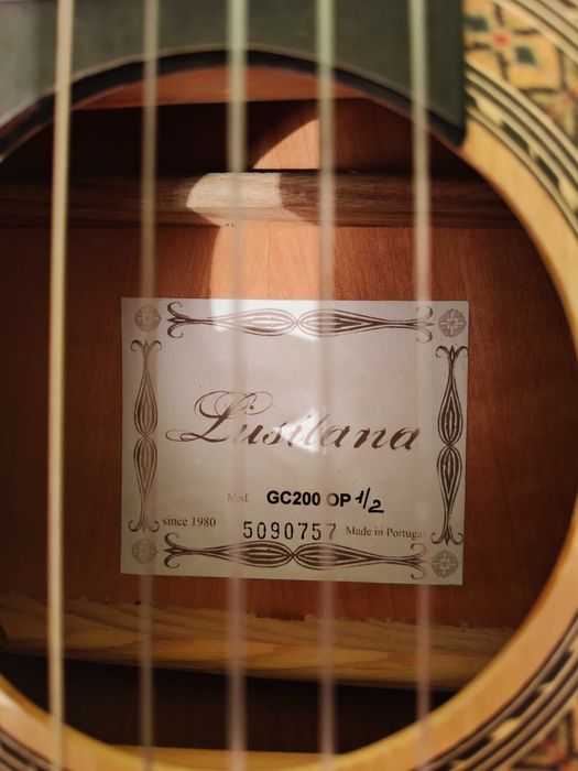 Guitarra Clássica 3/4 (marca Lusitana) NOVA