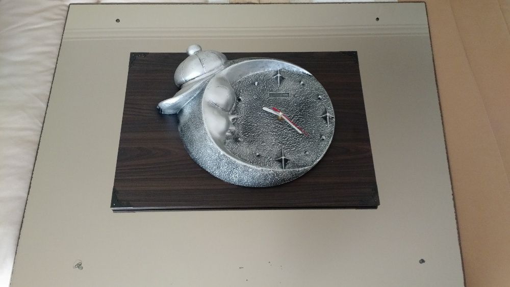 Relógio/ Quadro decorativo de parede ( madeira e cerâmica) com espelho