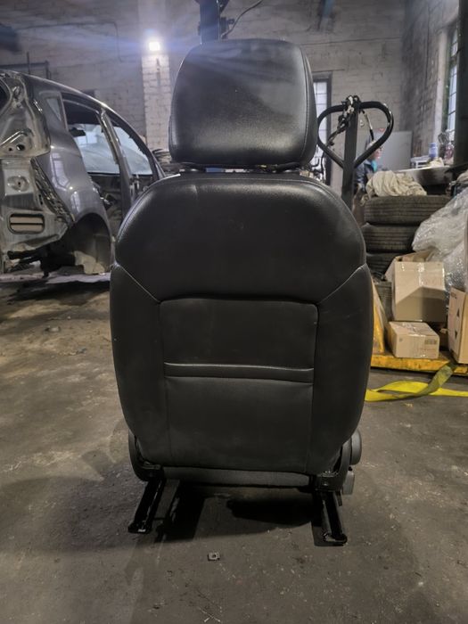 Chevrolet volt 2 салон кожа подогрев