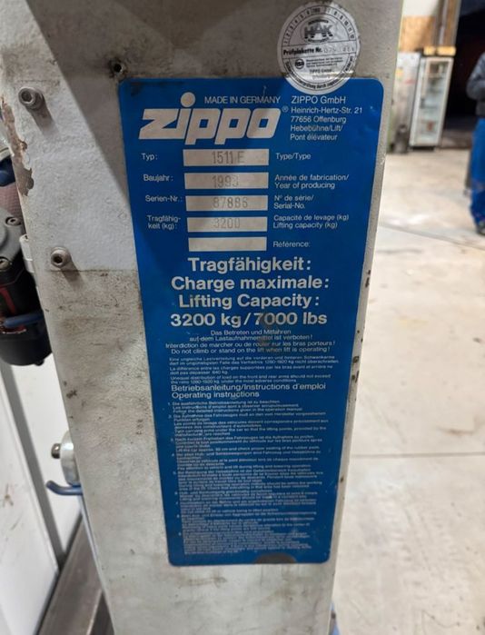 Podnośnik dwukolumnowy śrubowy na ramię Zippo 2500 kg