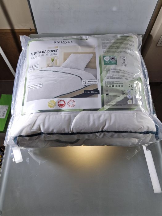 Kołdra Miękka Puszysta Pikowana Całoroczna Aloe Vera 220x200