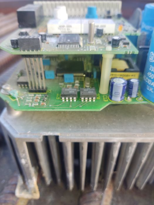 Частотній перетворювач  Siemens