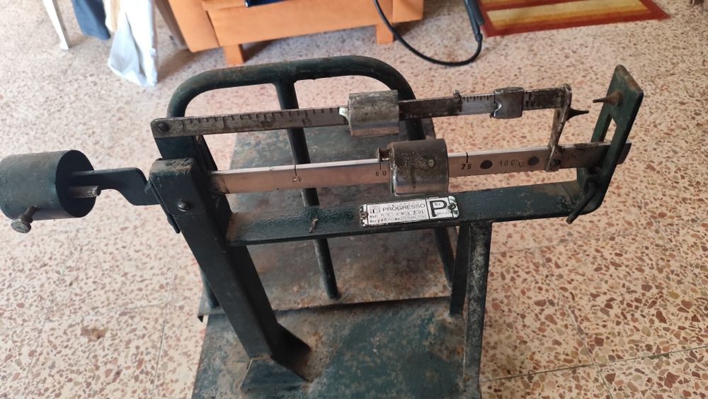 Balança  decimal antiga Progresso