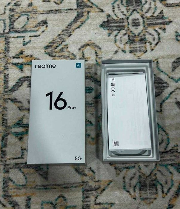 Realme 16 Pro+ 5G **12gb/512gb** c/fatura e garantia