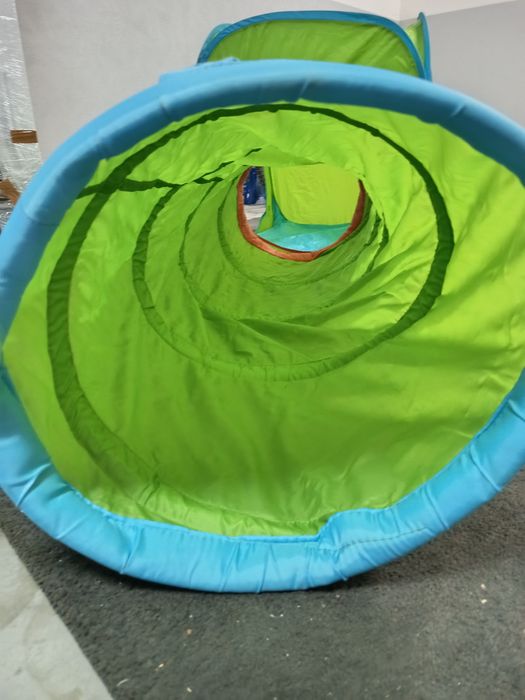 Tenda de brincar com túnel