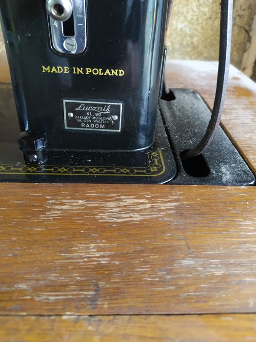Zabytkowa maszyna Łucznik Singer | PRL