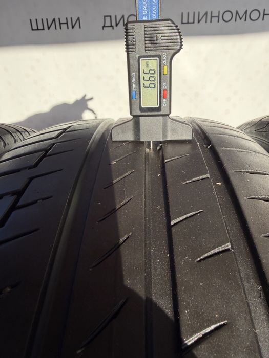 Шини Continental 235/55/R19