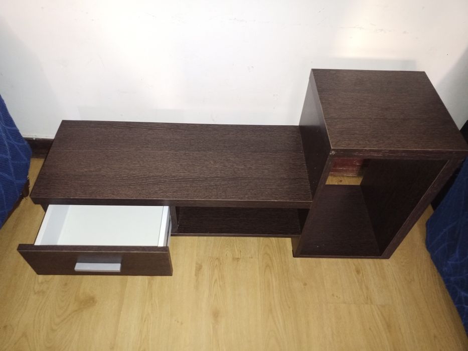 Prateleira com gaveta