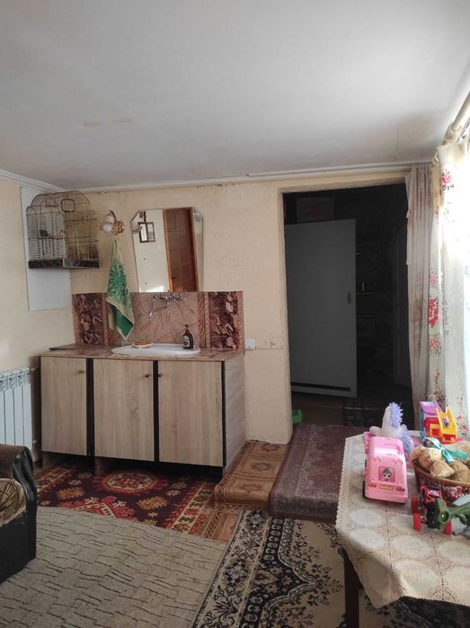 Добротный дом у границы города - в Латовке (Котовке)