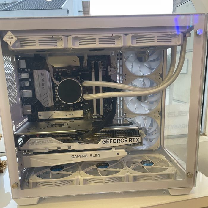 Pc Gaming  Ryzen7 X3D , 4070Ti , 32Gddr5