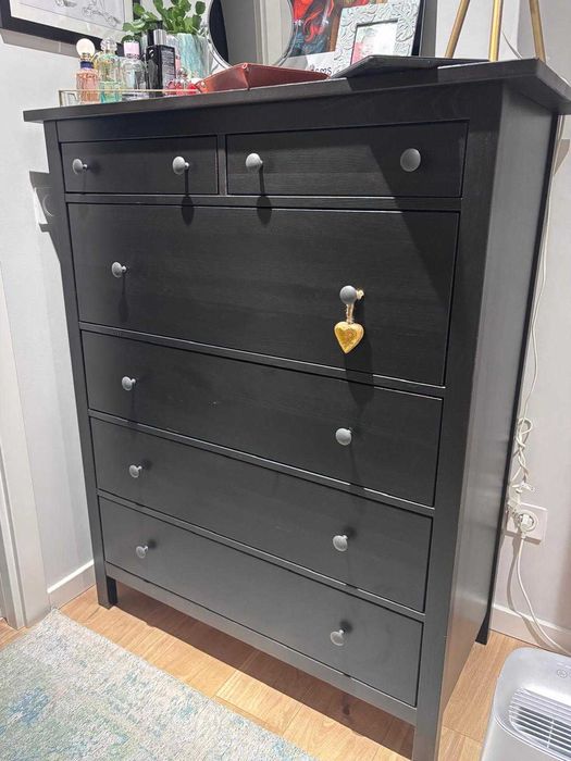 CÓMODA HEMNES – 6 GAVETAS (PRETA)