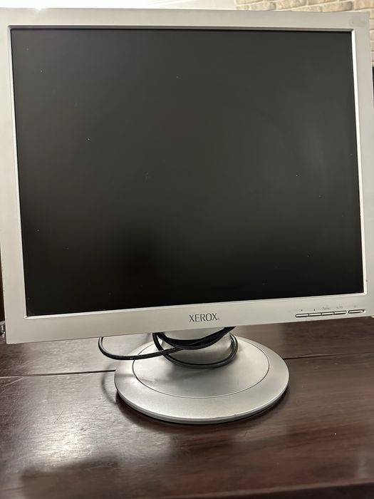 PK Монітор  XEROX  700 P