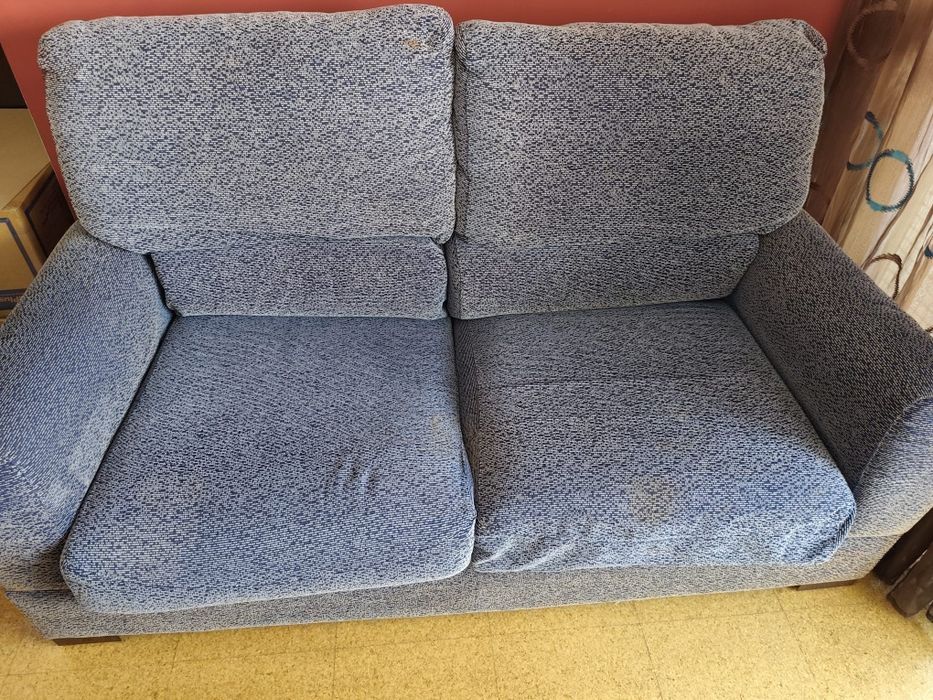 Sofa com 2 lugares