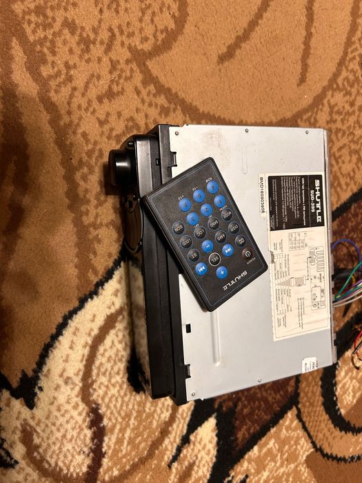 Продам магнітолу