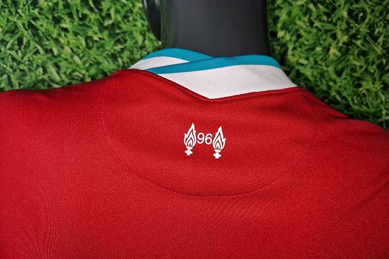 Liverpool Football Club Nike Dri-Fit 2020/21home rozmiar: L/XL
