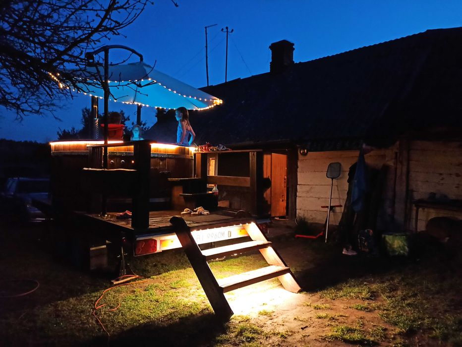 Mobilna balia 10 osobowa duży taras  (ruska bania, jacuzzi, spa)