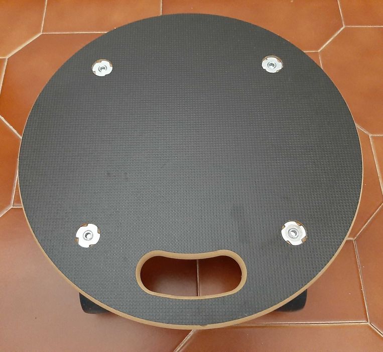 Bilhas garrafas de gás base suporte com rodas