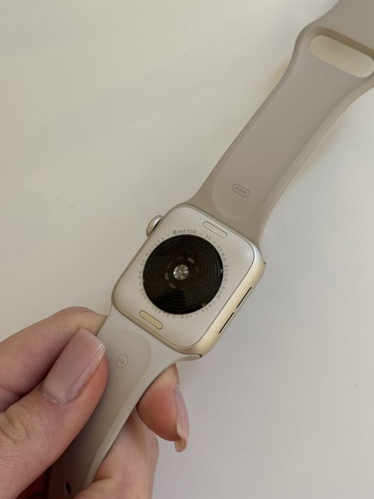 Apple Watch SE 2, Starlight (бежевий)