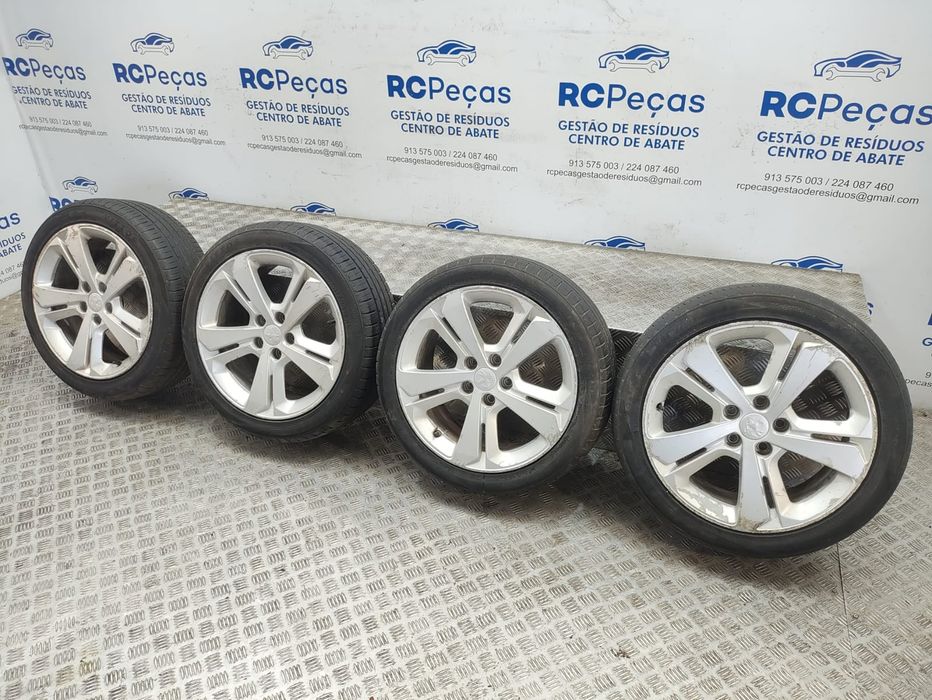 Conjunto de Jantes 17 Peugeot 208 II 7.5J ET44 5x108 2013 a 2021
