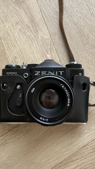 câmara Zenit TTL