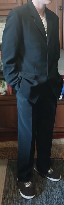 Костюм класичний 46р