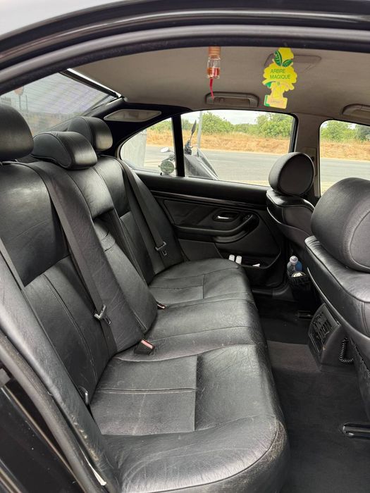 BMW e39 528i em perfeito estado