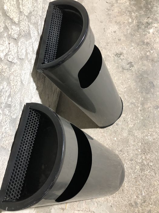 Cinzeiros metal com caixote lixo