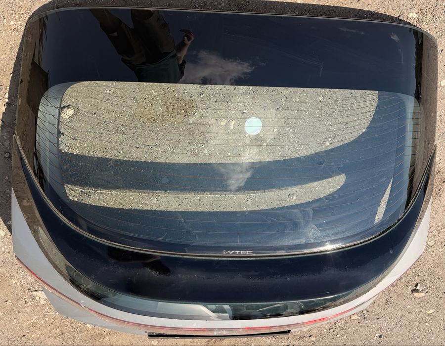 Кришка багажника в зборі Honda Civic 8